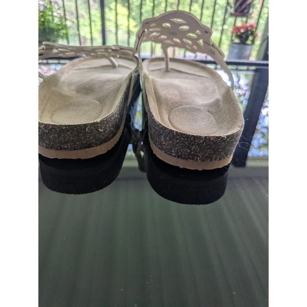 Maurices Vanessa Sandals Women's 10 (Wide) Ivory Thong Slip On Footbed Comfort - Picture 6 of 11
